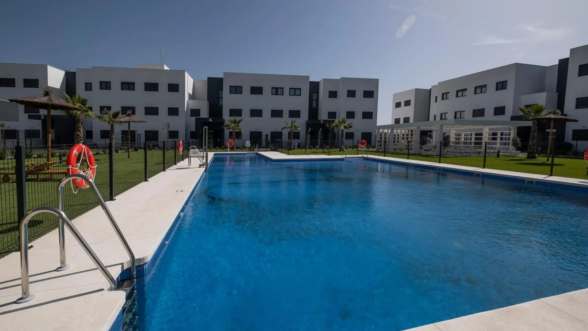 Apartment Celere, 200M From The Sea And 4Km From Golf Resorts إِستيبونا إسبانيا