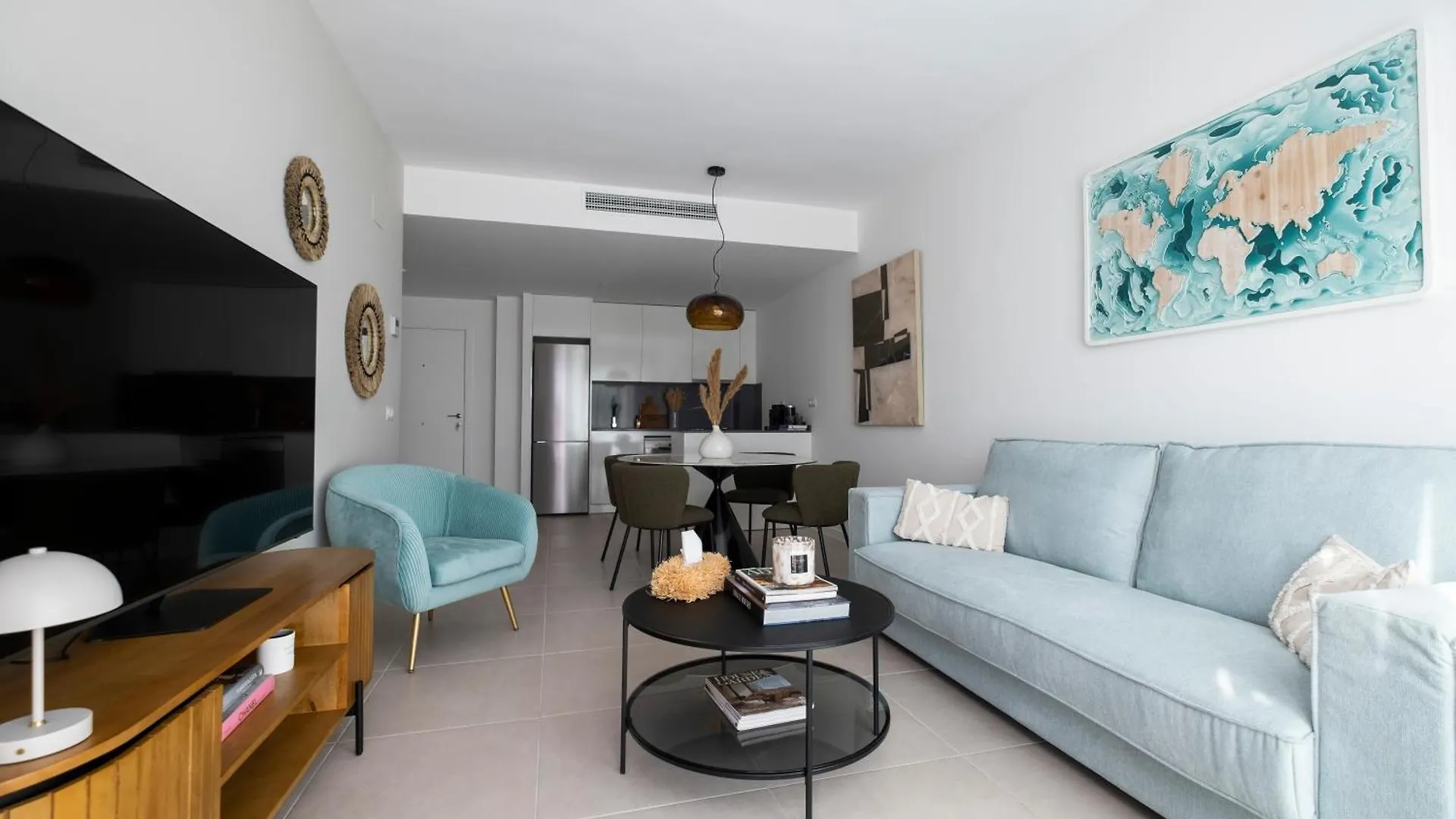 Apartment Celere, 200M From The Sea And 4Km From Golf Resorts إِستيبونا